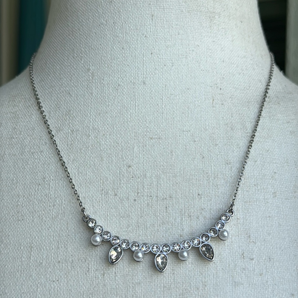 Ann Taylor Factory dainty necklace - NWOT
